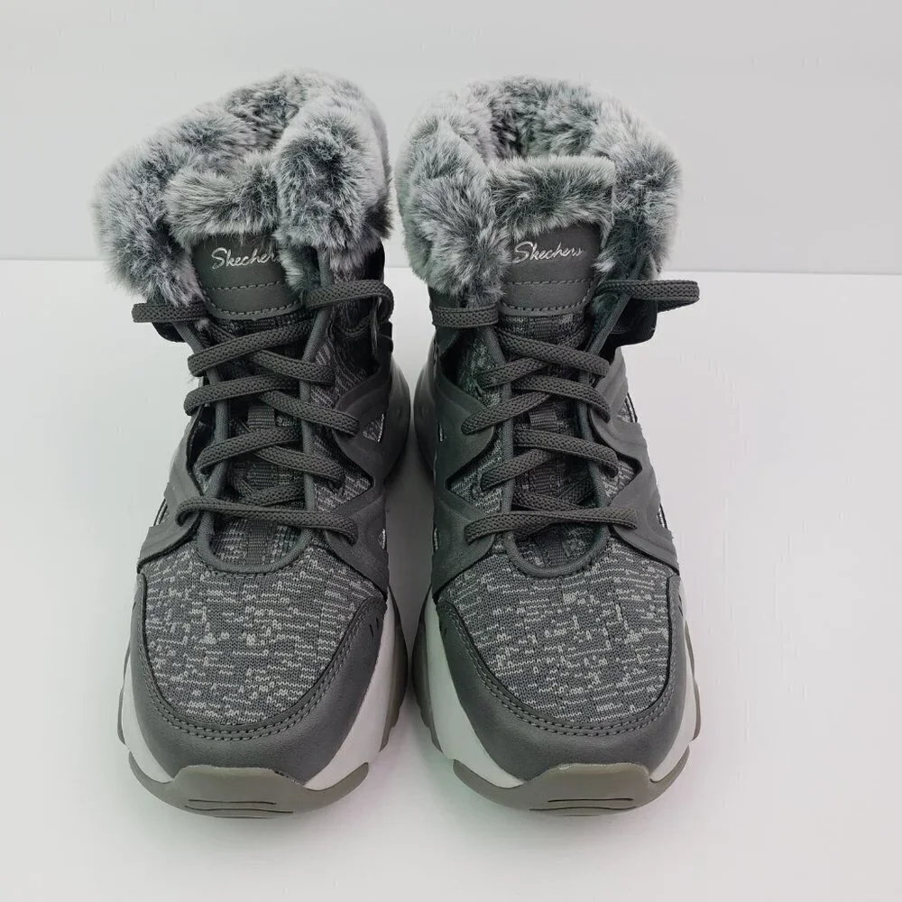 Skechers D'Lites 3 Space Day Womens Size 5.5 Gray Comfort Boots SN 44959